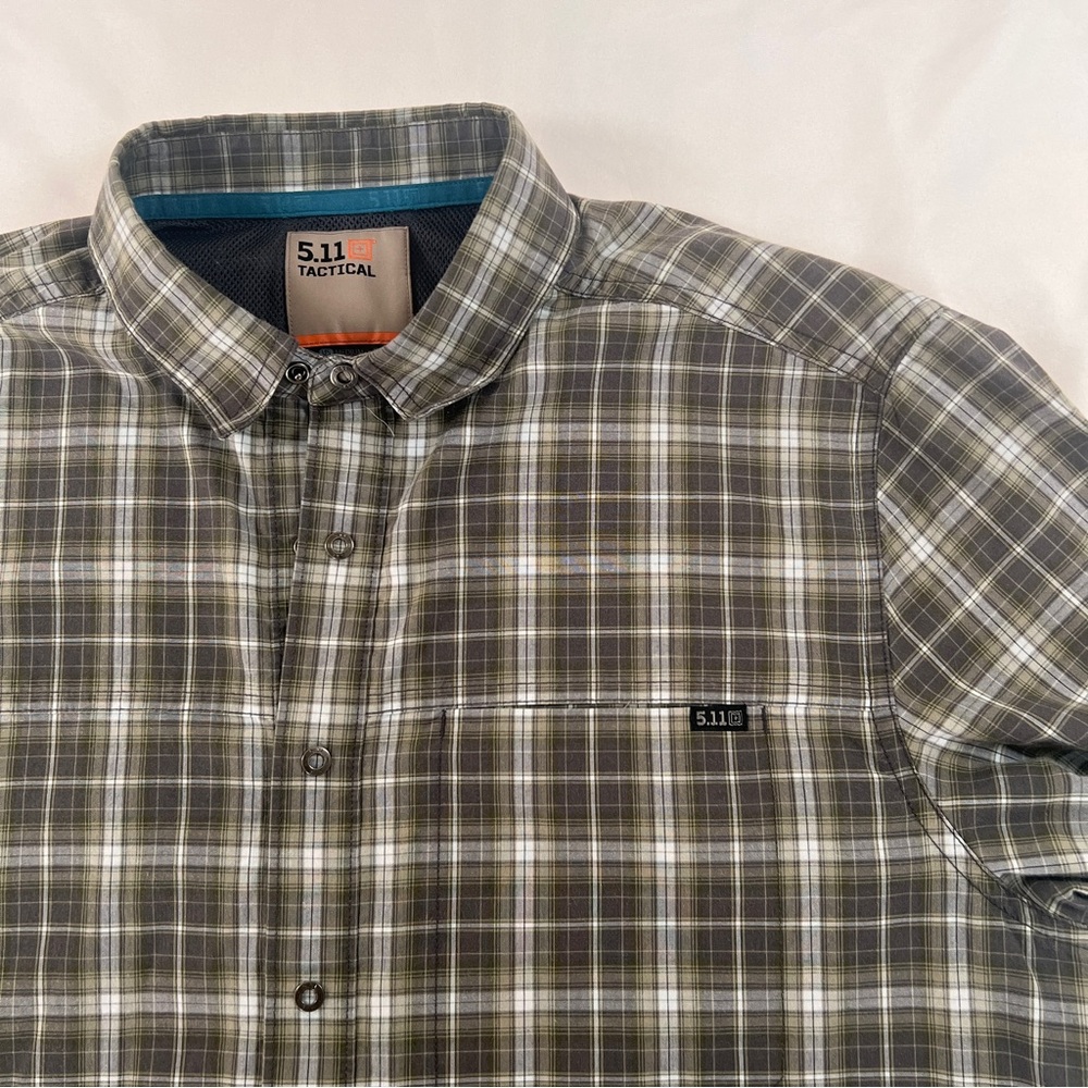 5.11 Tactical Men's Hunter Plaid Snap Down Short Sleeve Shirt Size‎ Medium